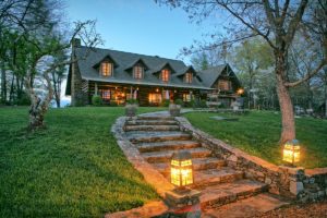 Buckhorn Tavern Farm Listing