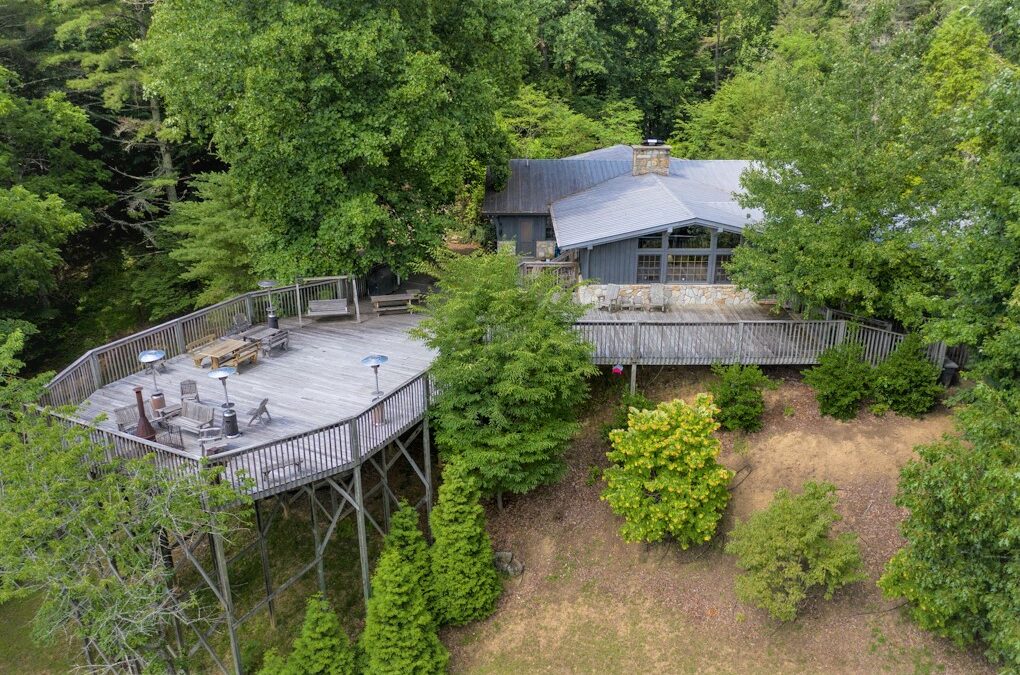 The Thomas Retreat
