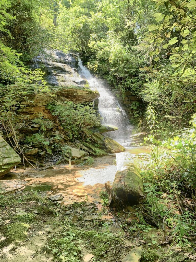 New Waterfall Property Retreat Realty